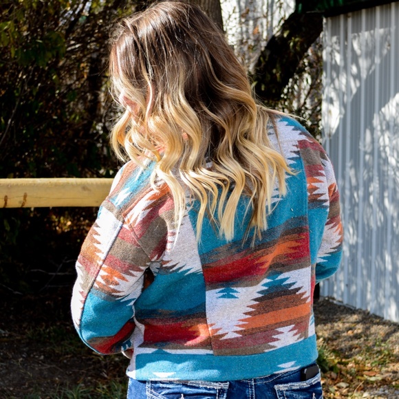 Skyline Aztec Jacket - Picture 2 of 3